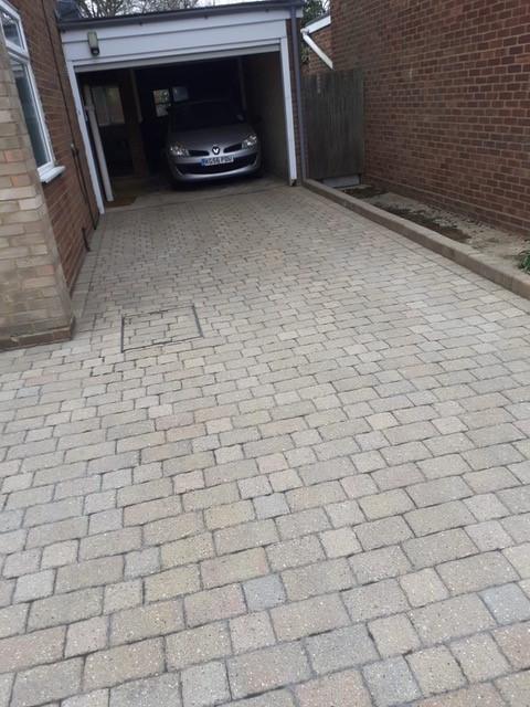 Cleaned Cobble Driveway